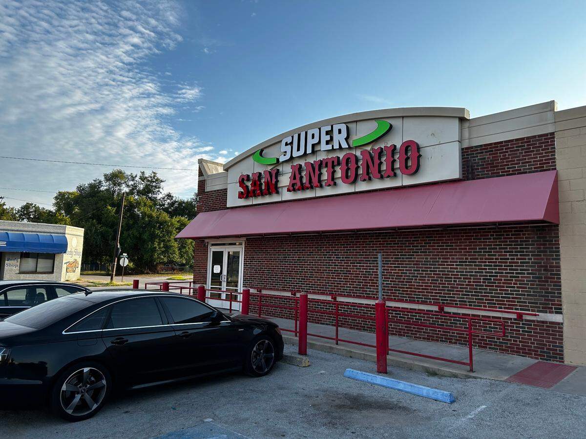 Super San Antonio is now open in the former Family Dollar at 800 Kansas Ave.