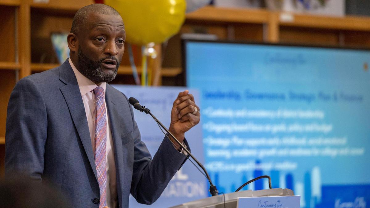 Kansas City Public Schools Superintendent Mark Bedell is right: Holding some classes in the evening could boost learning and attendance.