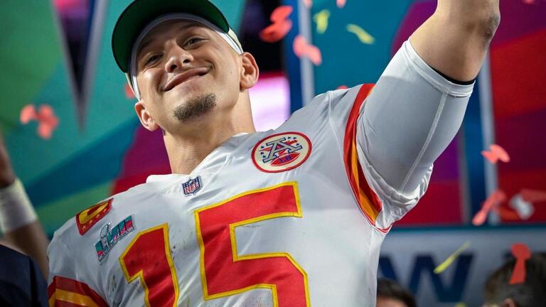 Plays by Patrick Mahomes, Nick Bolton had huge impact on Chiefs’ win probability chart