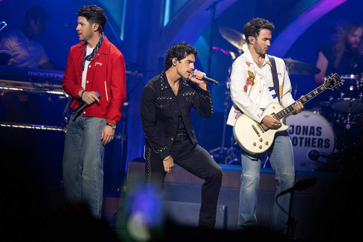 The Jonas Brothers perform the song “Only Human,” during their Jonas 20: Greetings from Your Hometown tour at T-Mobile Center on Tuesday, Oct. 7, 2025, in Kansas City.