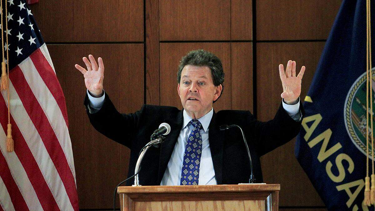 Arthur Laffer advised former Kansas Gov. Sam Brownback on his failed “tax experiment” in that state.