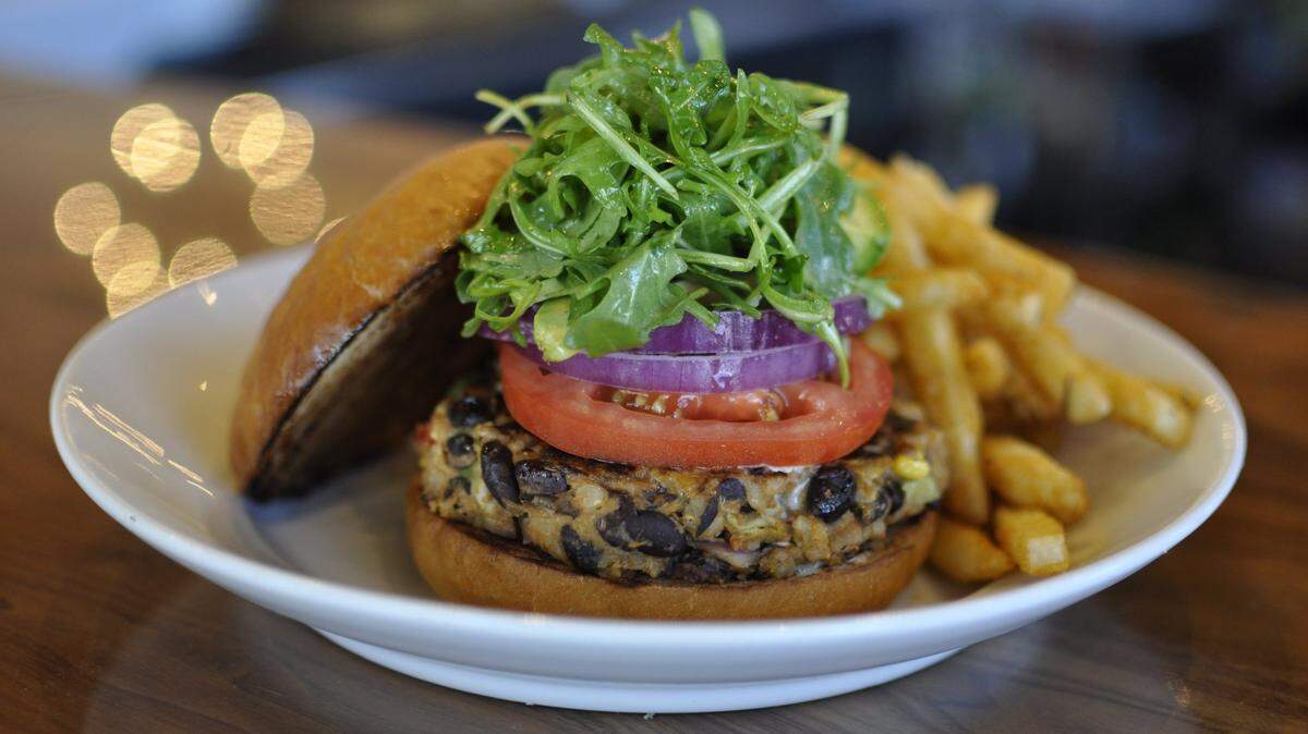 The Rockhille Grille serves veggie burgers, salmon, steaks and other American fare.