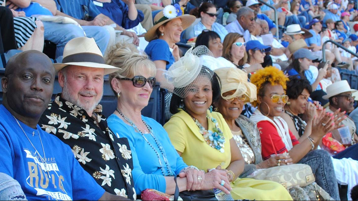 Two Kansas City area churches, black and white, joining to tackle racism — together