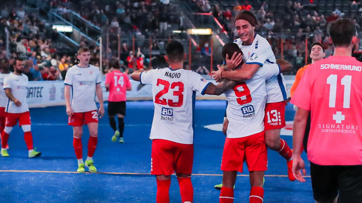 The Comets got hat tricks from Leo Gibson and Kevin Ellis to beat the St. Louis Ambush 11-6 last Saturday night for their second win in a row.