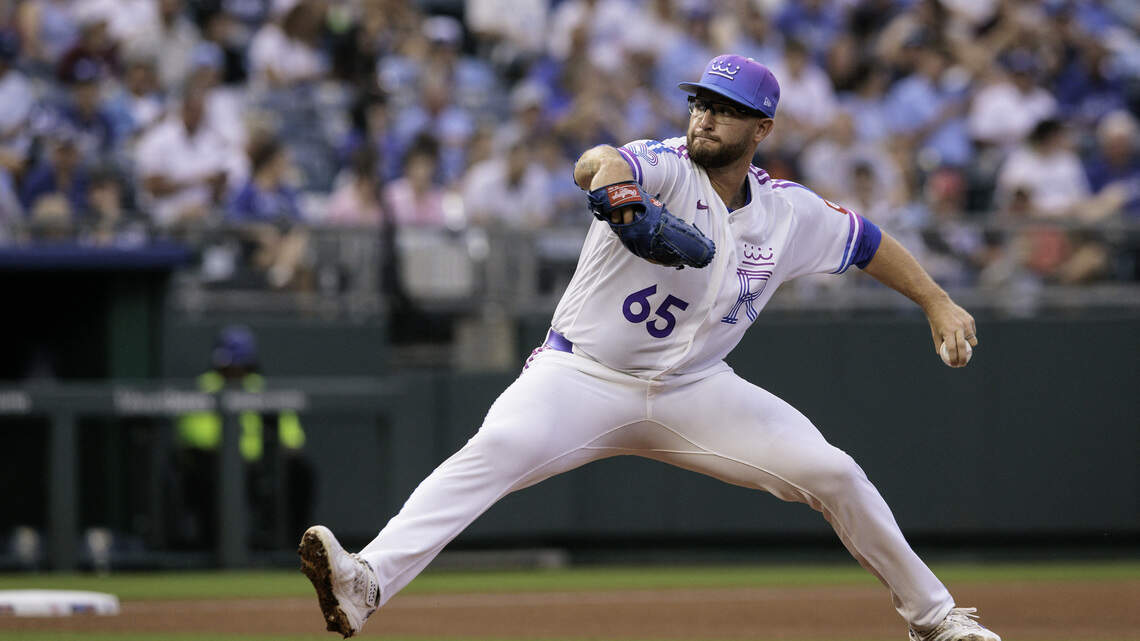 Royals hammer 3 homers, beat Detroit Tigers in series opener at Kauffman Stadium