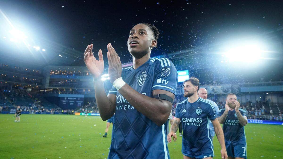 Sporting Kansas City forward Alenis Vargas (20) celebrates after the game against the Seattle Sounders FC at Children’s Mercy Park on June 8, 2024.