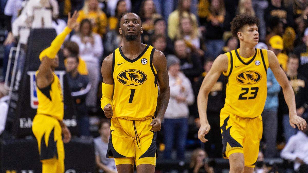 Missouri’s Amari Davis celebrates a basket during the second half of an NCAA college basketball game against Mississippi on Saturday, Feb. 12, 2022, in Columbia, Mo. Missouri won 74-68.