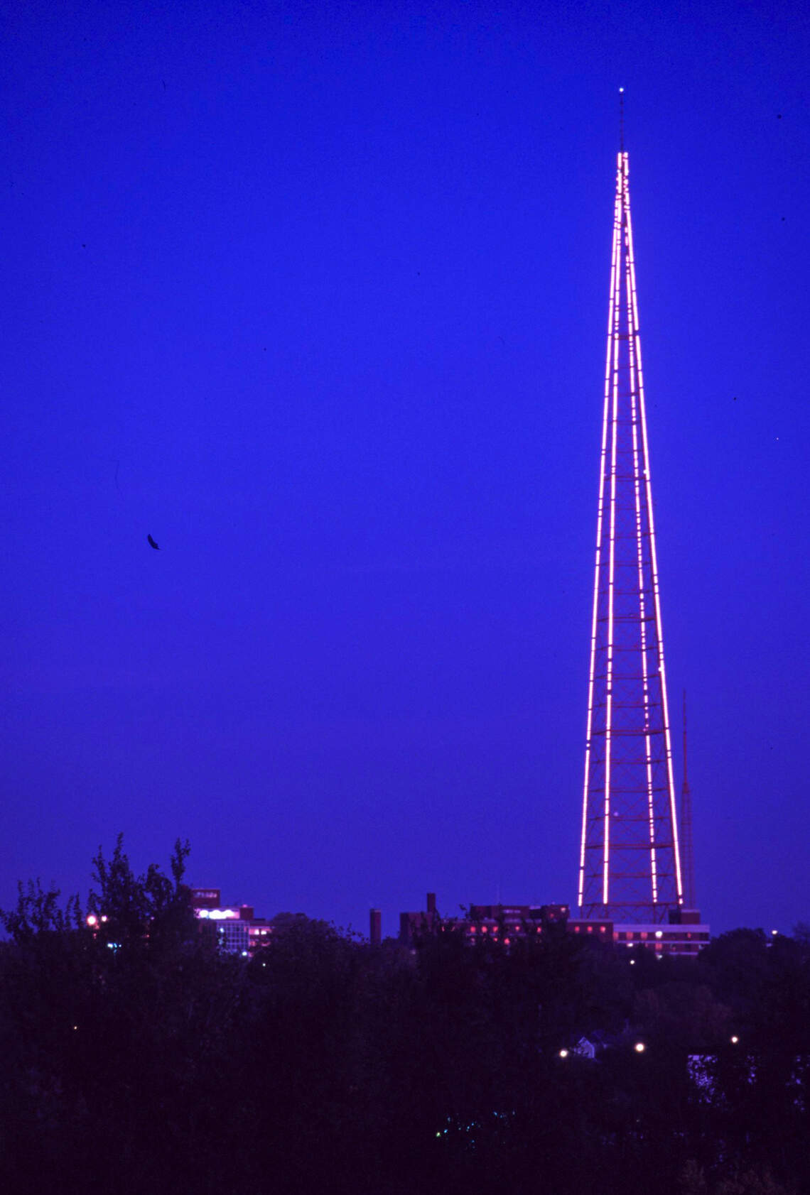 Why Kansas City mayor wants to relight icon for World Cup | Kansas City ...