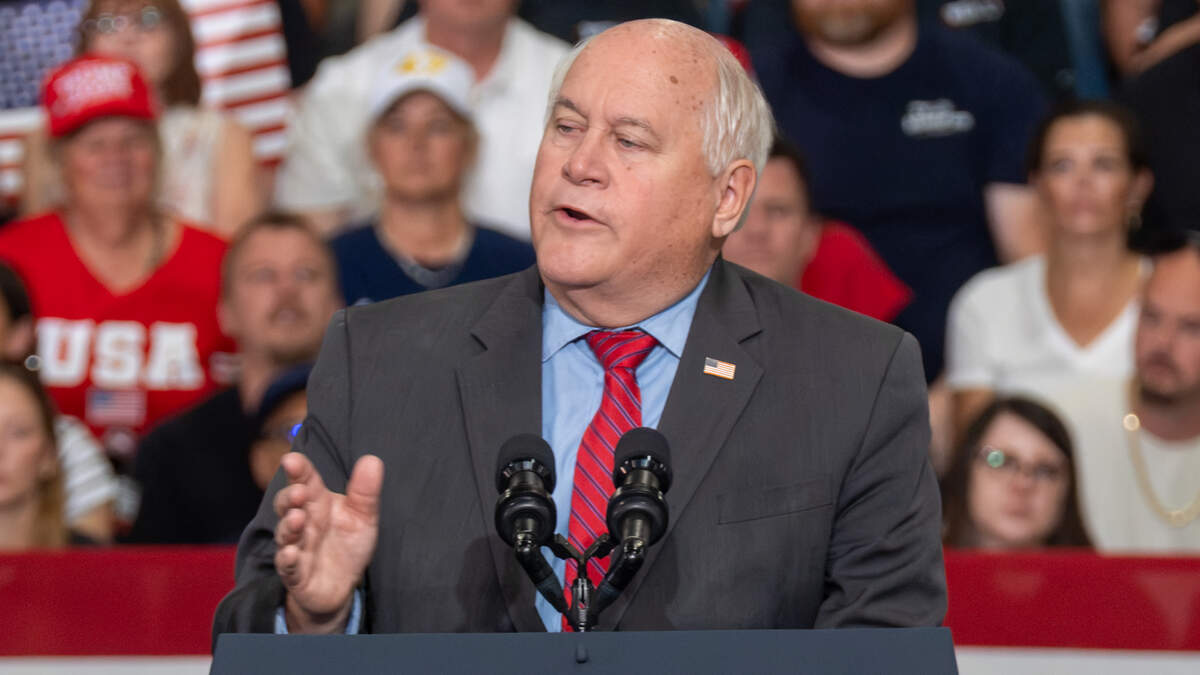 Trump boosts Kansas Republicans at Park City rally | Kansas City Star