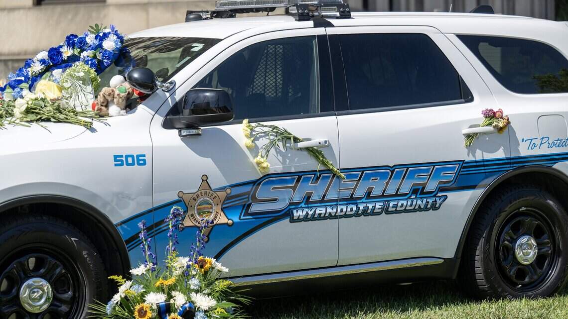 Shooting death of WyCo deputy leaves community mourning | Kansas City Star