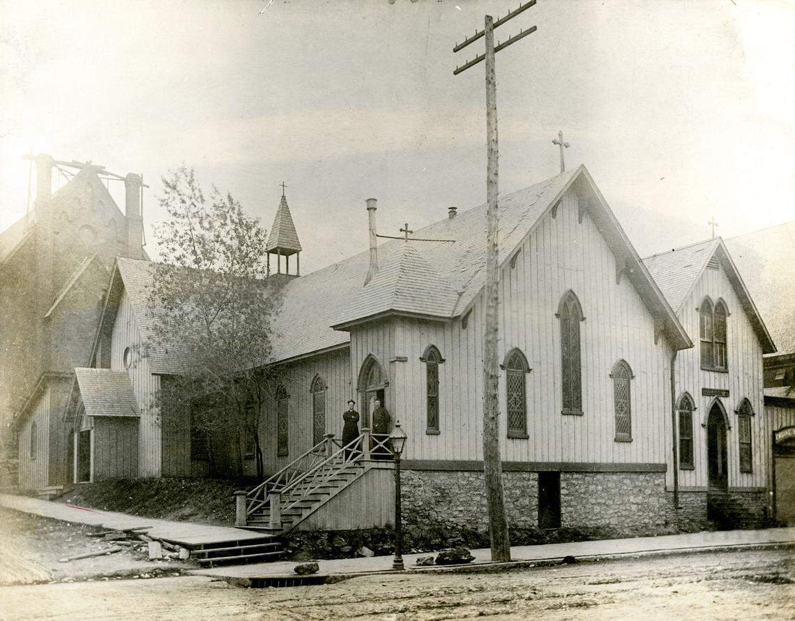The first permanent home of St. Mary’s Church at Eighth and Walnut streets, 1886. Missouri Valley Special Collections, Kansas City Public Library.