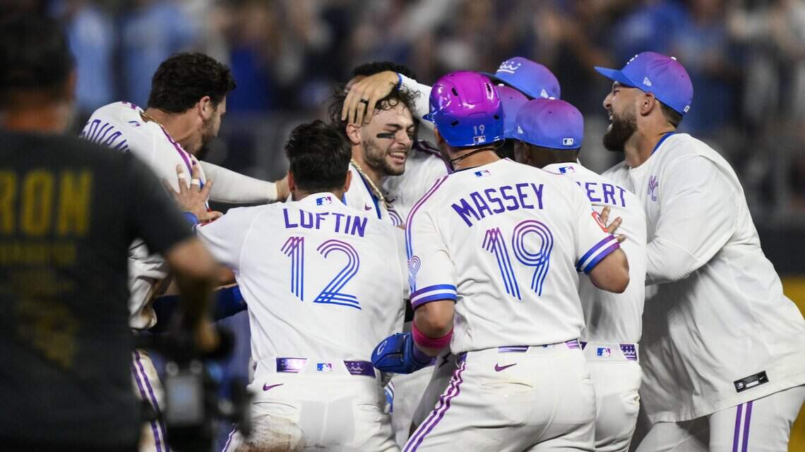 With backs against the wall, Royals walked off Padres 7-6 at The K. Here’s how