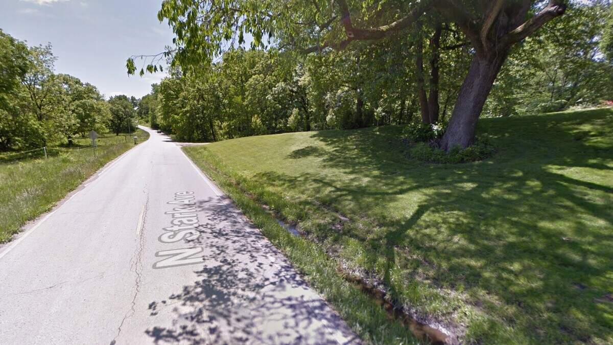 82-year-old Liberty man killed when car strikes lawn mower in rural Clay County
