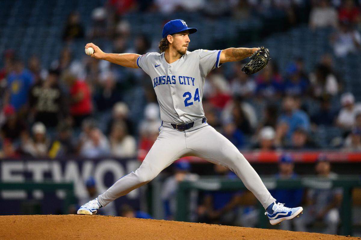 Royals starter Michael Lorenzen pitches against the Los Angeles Angels during a Major League Baseball game at Angel Stadium in Anaheim, California on Thursday, Sept. 25, 2025.