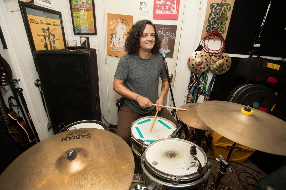 The Edlers’ drummer, Kian Byrne, is the son of the band’s lead singer, Ian Byrne.