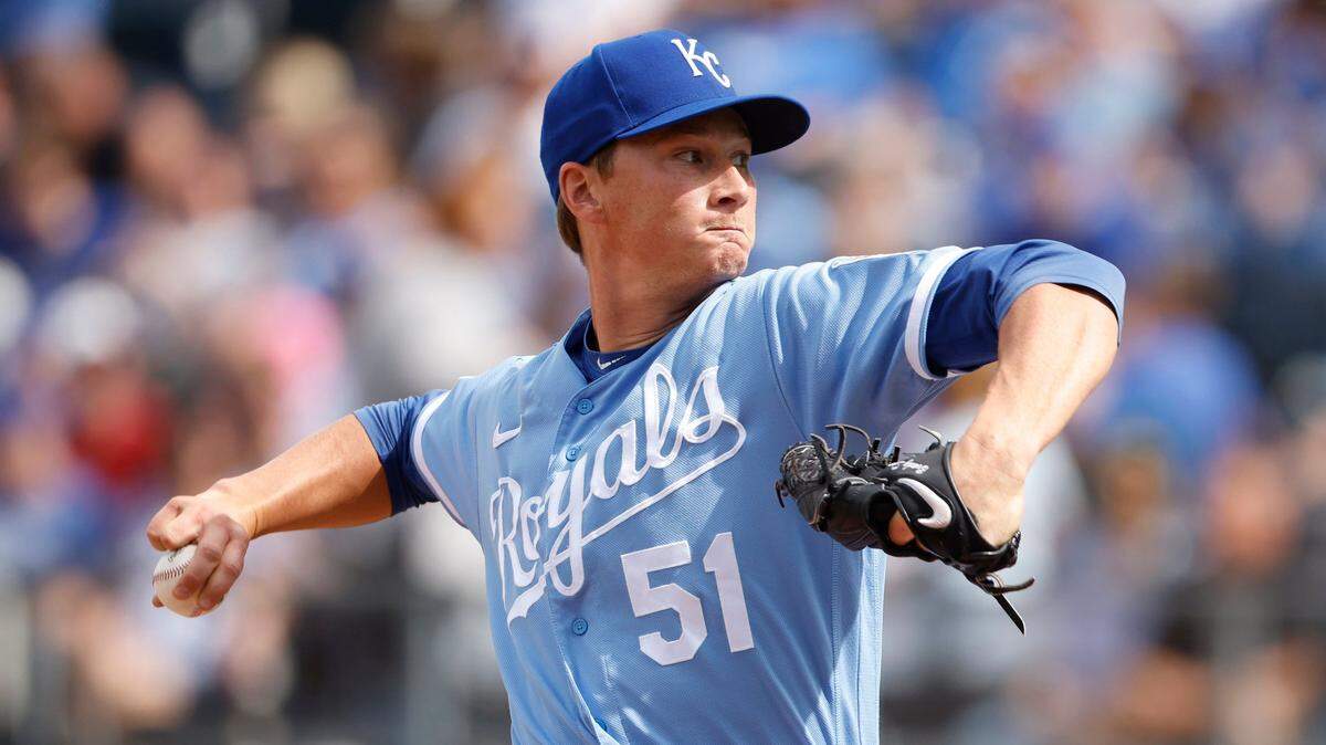 Kansas City Royals pitcher Brady Singer during a baseball game in Kansas City, Mo., Sunday, April. 10, 2022. (AP Photo/Colin E. Braley)
