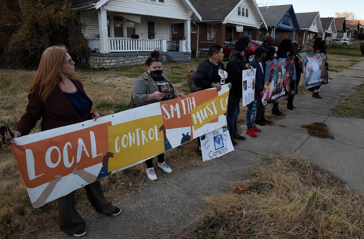 On the second anniversary of his death, supporters of Cameron Lamb gathered Friday evening in front of the house where he was shot and killed on Kansas City’s east side. Lamb’s stepfather, Aqil Bey, and mother, Laurie Bey thanked those attending after releasing balloons with other family members. Lamb was shot by Kansas City, Missouri police officer, Eric DeValkenaere, who has been convicted of involuntary manslaughter.