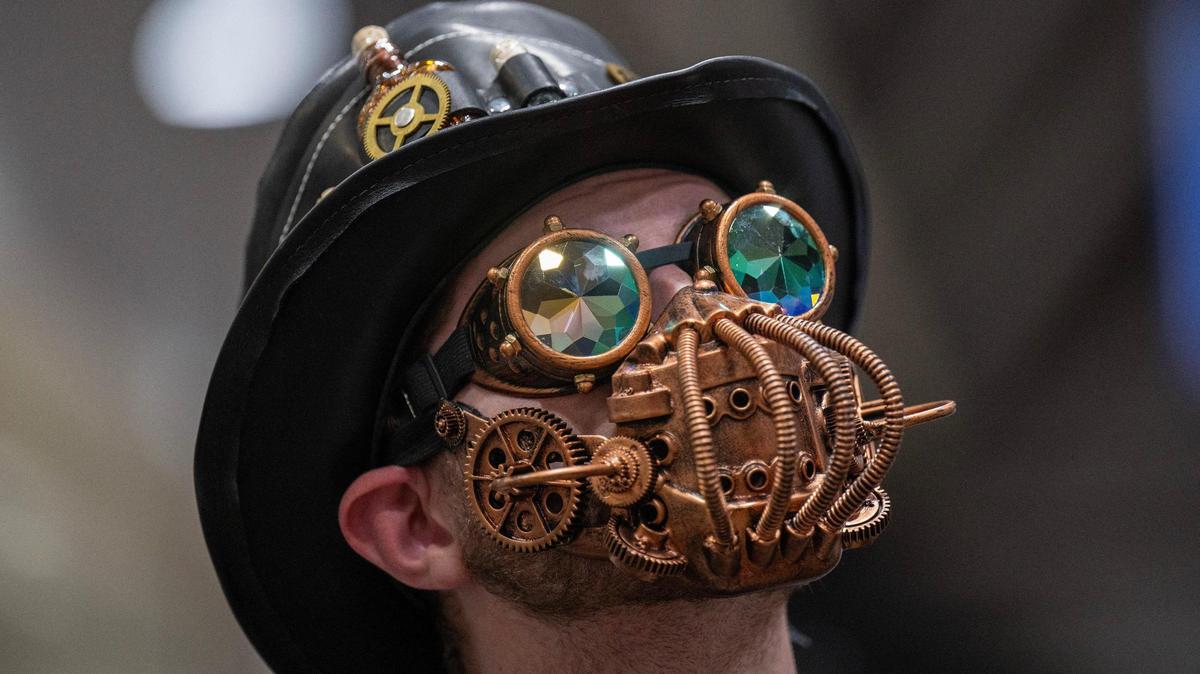 Dave Souter, dressed as a character named ‘The Inventor,’ attends the 25th anniversary of Planet Comicon at the Kansas City Convention Center on Saturday, March 9, 2024, in Kansas City.