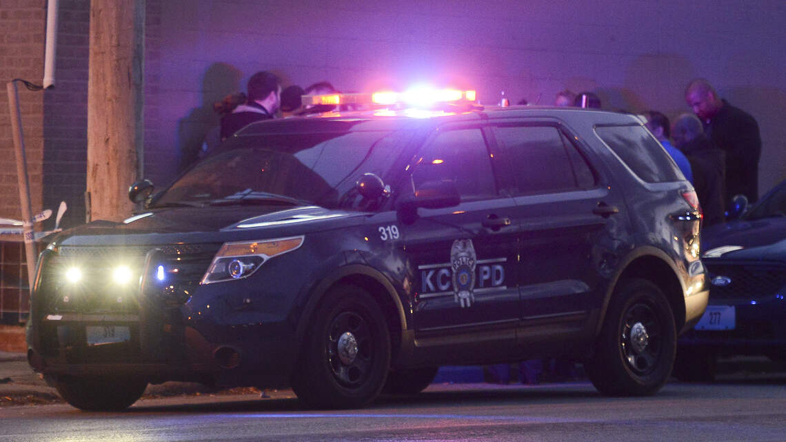 Over objections, Missouri House votes to lift police residency rule in Kansas City