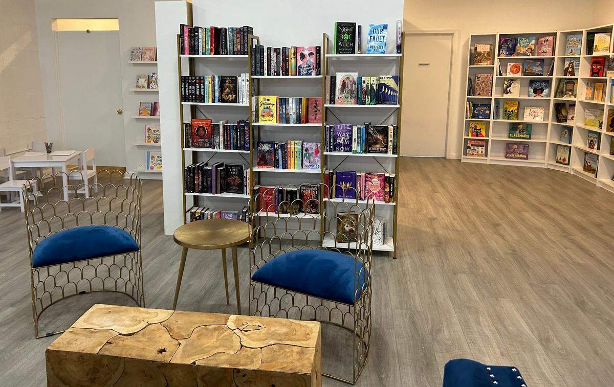 The Pretty Posy sells books, cards, journals and other gift items.