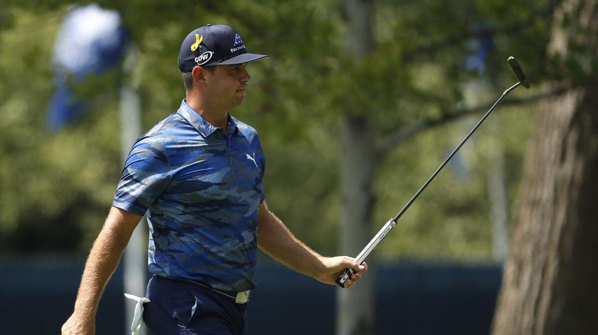 Gary Woodland (above) will be paired with Tiger Woods for the final round of the PGA Championship on Sunday. Woodland is tied for third at 9 under par for the tournament, 3 strokes back of leader Brooks Koepka. Woods is at 8 under.