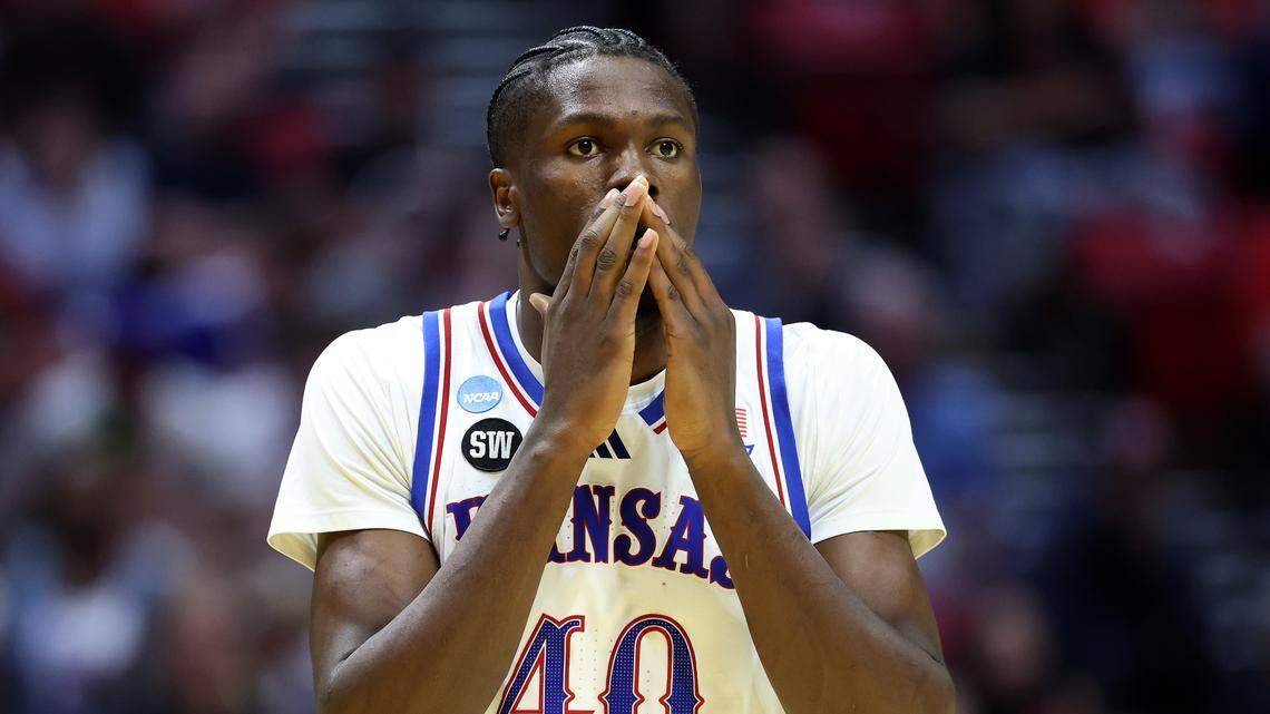 Former KU forward Bidunga exits NBA draft pool, will play for Louisville: report