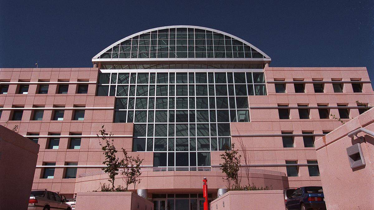 The University of Kansas Health System has purchased a former federal office building in downtown Kansas City, Kan., and plans to transform it into a 47-bed inpatient mental health facility. The 220,000-square foot building used to house employees of the U.S. Environmental Protection Agency, but has been vacant for about five years.