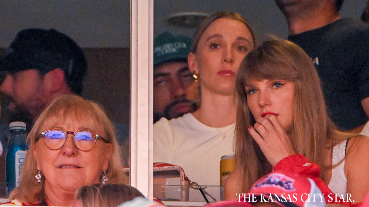 Donna Kelce, left, mother of Kansas City Chiefs tight end Travis Kelce, and Taylor Swift, right, watched the team play on Sept. 24 at GEHA Field at Arrowhead Stadium. TMZ reports Swift will be back in Kansas City Thursday to watch the Chiefs play the Denver Broncos.