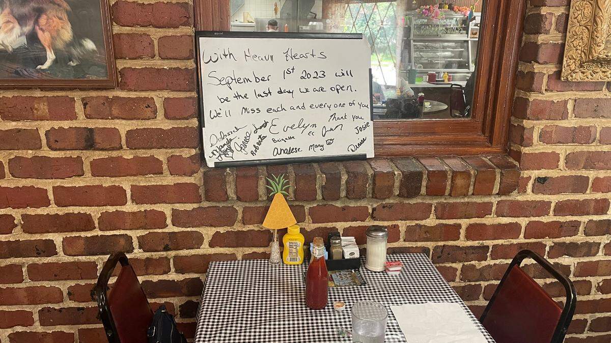 The Mill Inn in Excelsior Springs will close for good Friday. Evelyn and Orville Cowsert opened the restaurant in 1981.