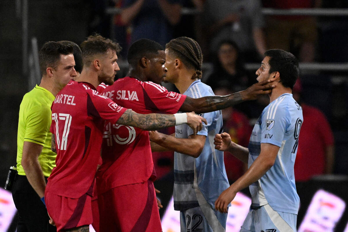 St. Louis City SC midfielder Marcel Hartel (17) and forward Xande Silva (45) shove Sporting Kansas City forward Shapi Suleymanov (93) in the second half at Energizer Park on May 14, 2025.