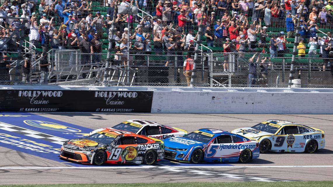 KCK still paying millions for Schlitterbahn, other STAR bonds. Chiefs want more