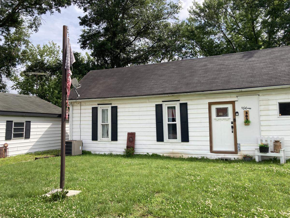 Amy Coon’s home in Strasburg, Missouri.