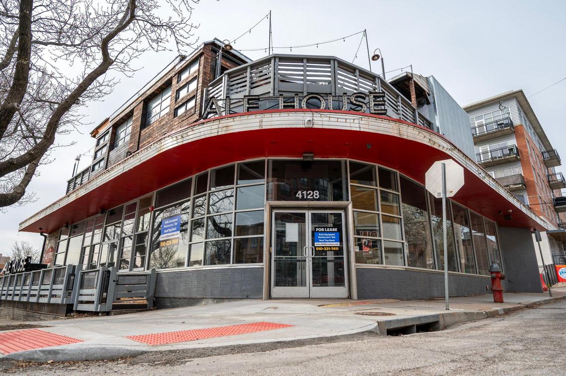 The building that formerly housed Ale House at 4128 Broadway Blvd., which has been available for lease, is pictured on Friday, March 21, 2025, in Kansas City.