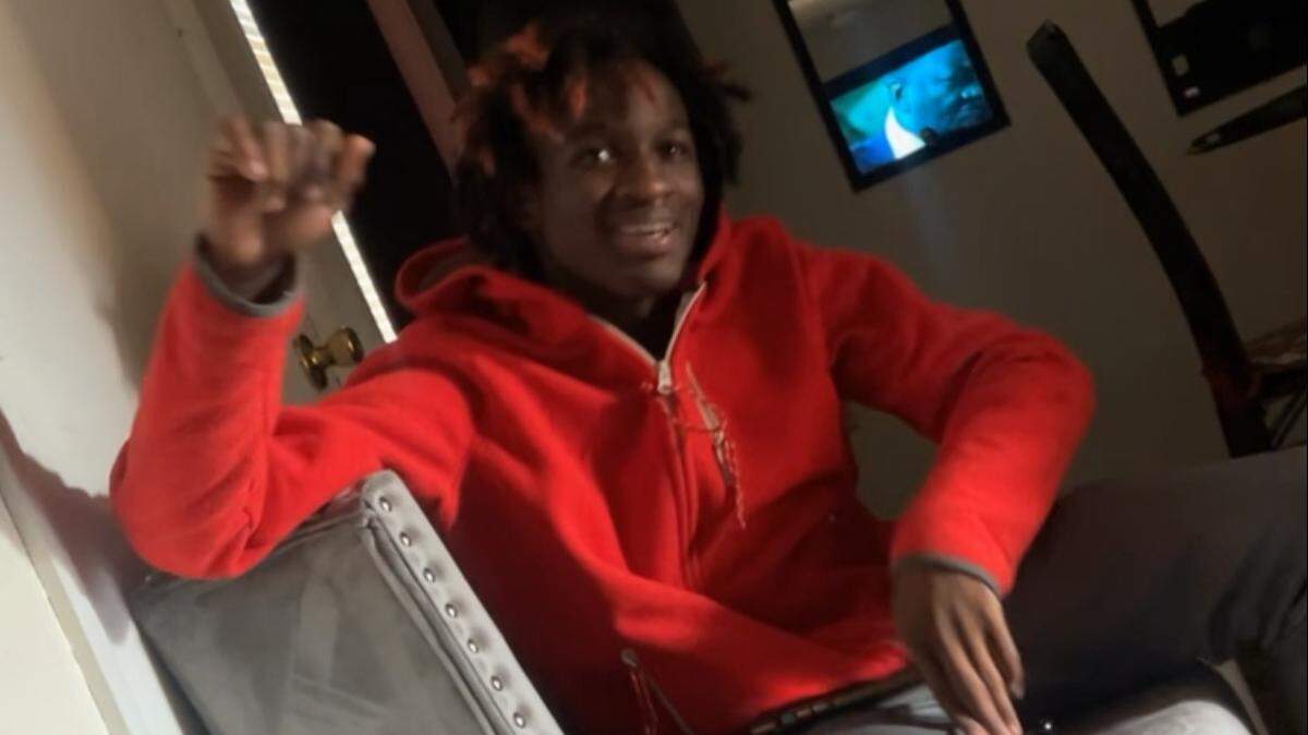 Aaron Williams, 18, loved his music more than anything, going by the name Lil Ren as an artist. Music, especially his music, brought his family closer together. They have his music to keep his memory alive after he was shot and killed on July 20 at an apartment complex.