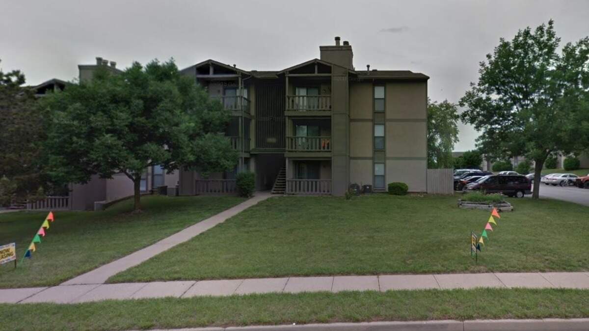 A residence in the Independence Ridge Apartments was the scene of a fatal police shooting in 2017 that is now the subject of a wrongful death lawsuit. This Google Maps Street View image was taken in the area in 2011.
