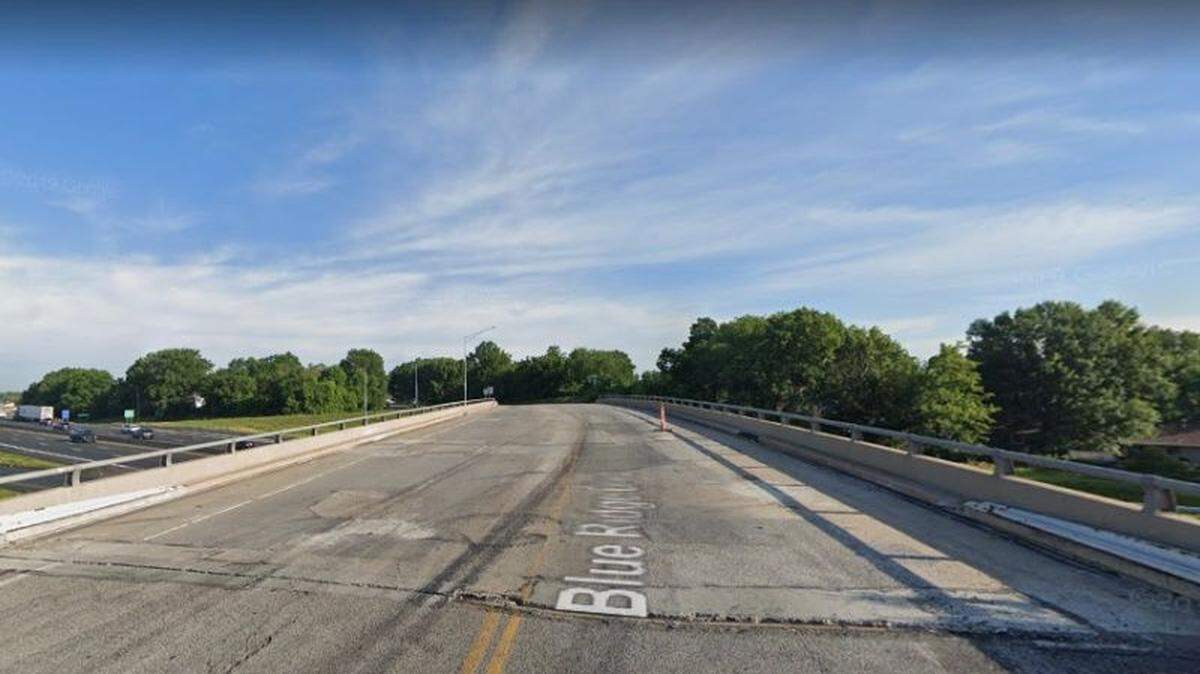 The Blue Ridge Boulevard Bridge over Interstate 70 in Independence will be replaced this summer. Work on the project begins next week with construction expected to be completed before the end of the year.