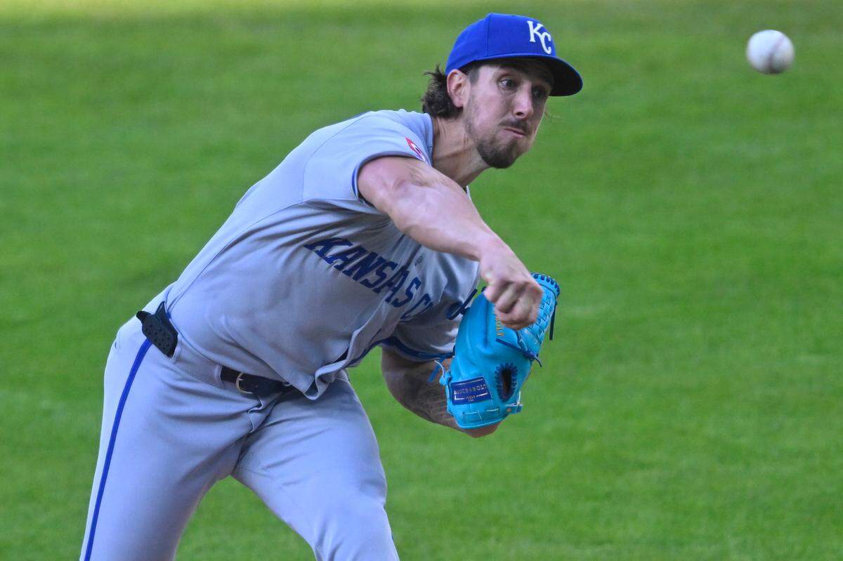 Kansas City Royals starting pitcher Michael Lorenzen (24) delivers a pitch in the first inning against the Cleveland Guardians at Progressive Field on April 12, 2025.