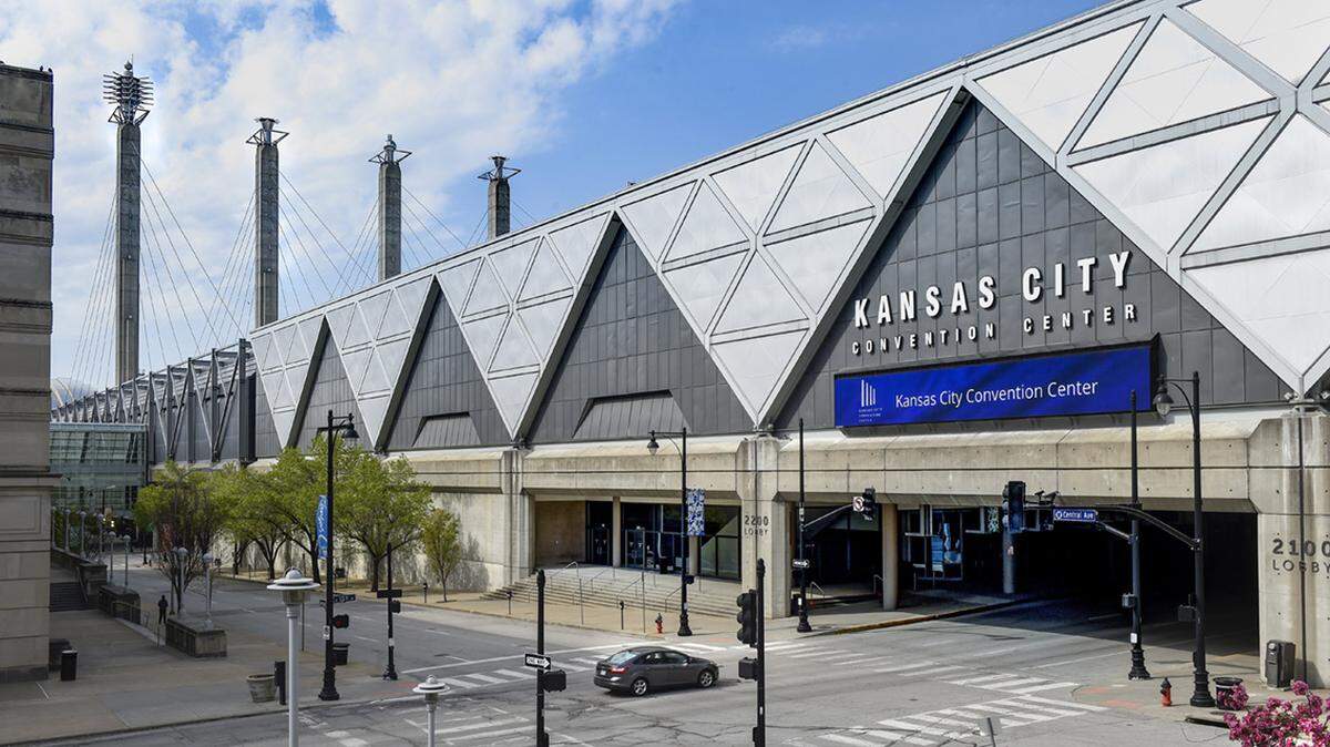 A preliminary report recommends that Kansas City close downtown’s Barney Allis Plaza and the parking garage beneath it.The garage has needed structural repairs, and now its ventilation system is not adequate. The garage provides parking for Kansas City’s convention center, Bartle Hall. 