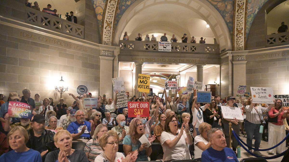 Support the Respect Missouri Voters Amendment to keep the power of the initiative petition in place and end politicians from twisting ballot language.