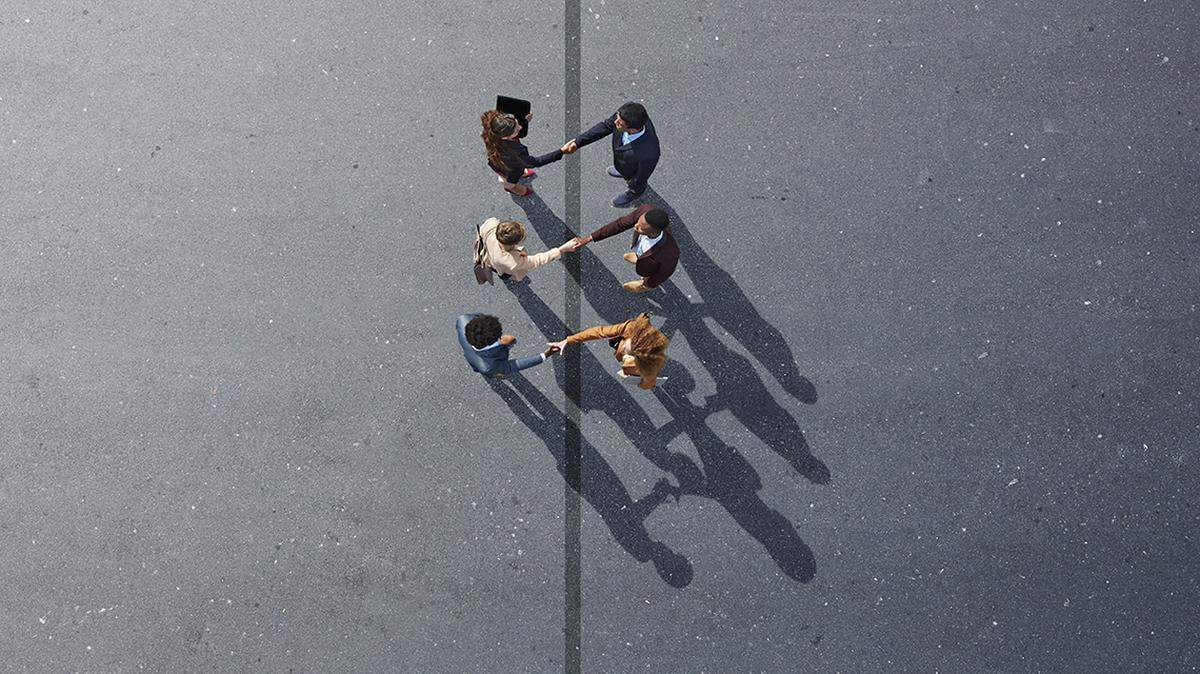 American Public Square to fund community-building nonprofits with low-barrier $2,500 to $5,000 awards and info sessions.