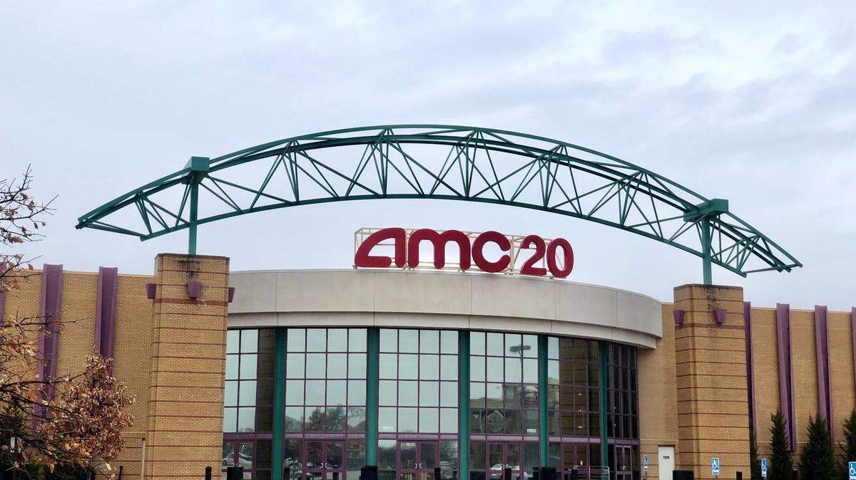 The latest thing to irritate Sherry Kuehl is the announcement from AMC Theatres that the company is going to “sightline seating.” Sightline is code for you’re going to shell out more money for the better seats.