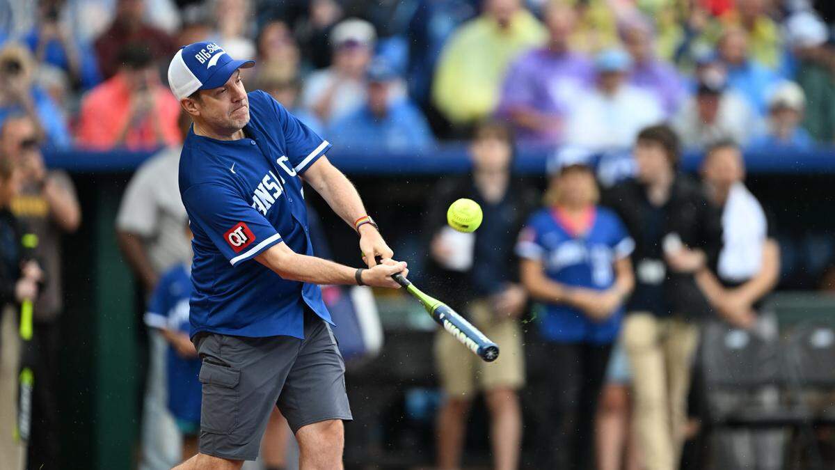 Jason Sudeikis takes a swing during the Big Slick Celebrity Softball Game Friday at Kauffman Stadium.