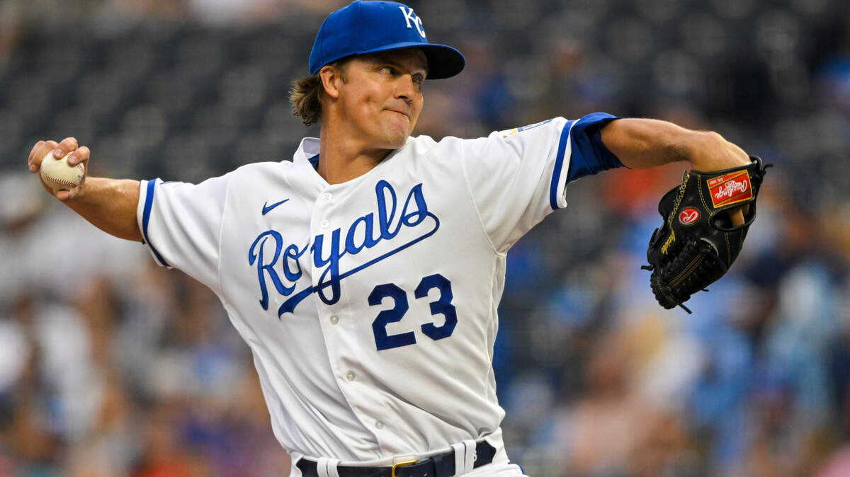 Kansas City Royals starting pitcher Zack Greinke delivers to a Los Angeles Angels batter during the first inning of a baseball game, Monday, July 25, 2022, in Kansas City, Mo. (AP Photo/Reed Hoffmann)