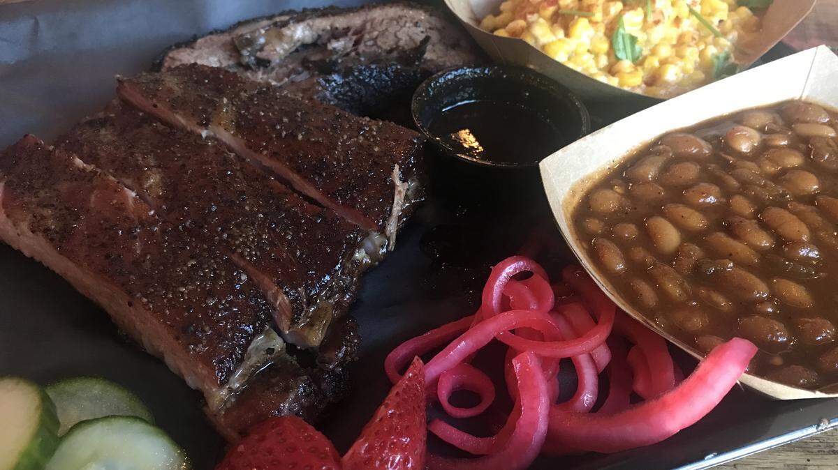 Harp Barbecue operates inside of Crane Brewing in Raytown.