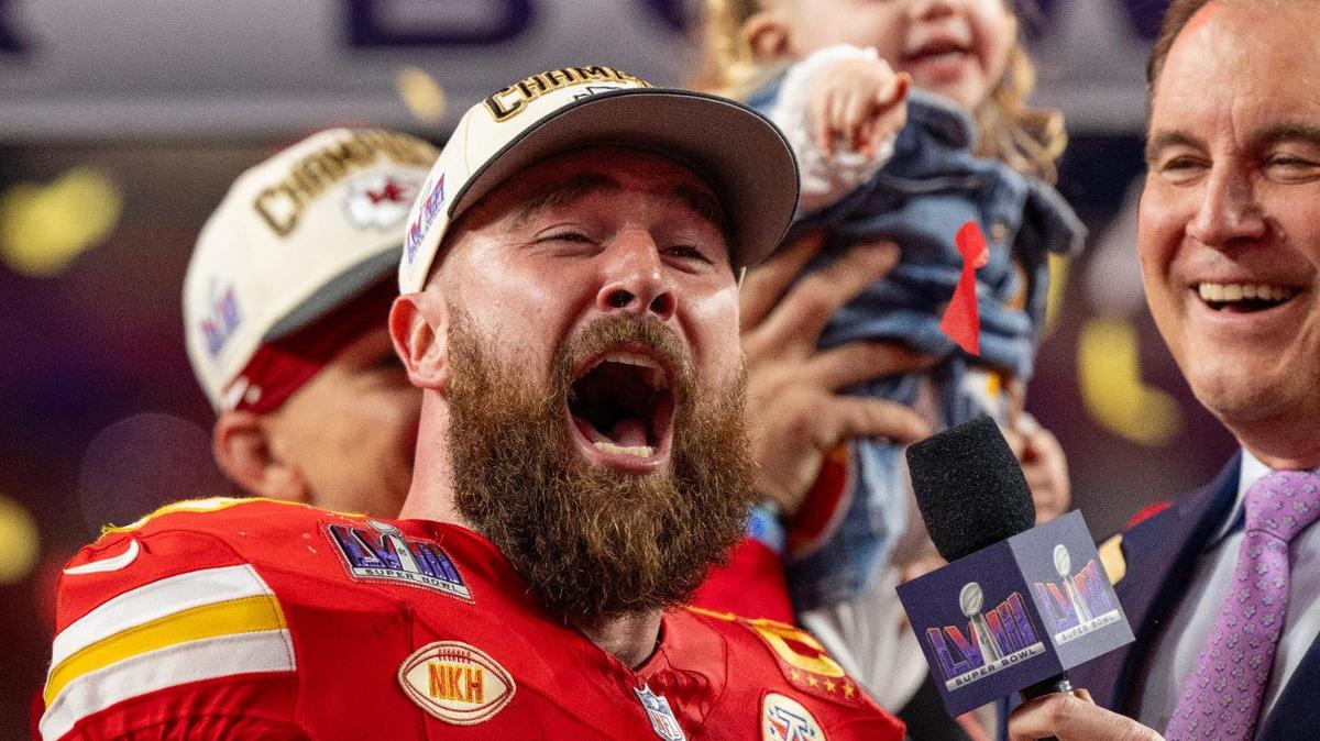 Though Swifties were happy when Travis Kelce ditched his bushy Super Bowl beard, seen here in February, they like his offseason habit of growing out his hair.