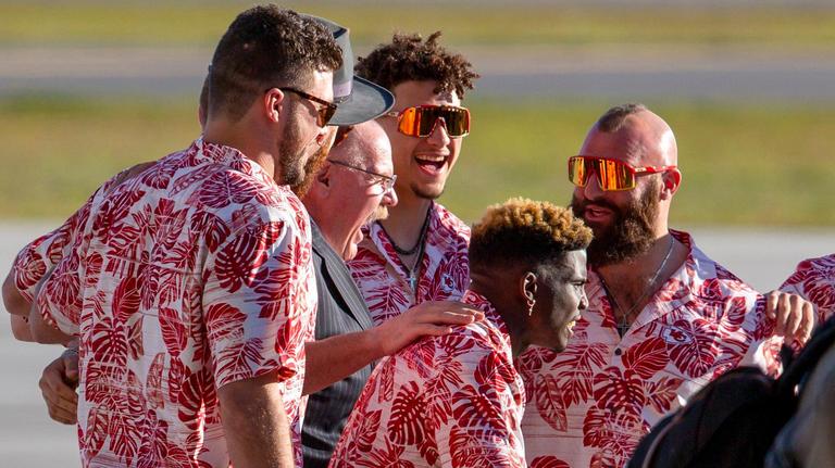 Super Bowl’s spotlight has found Kansas City ... and it will only grow if Chiefs win