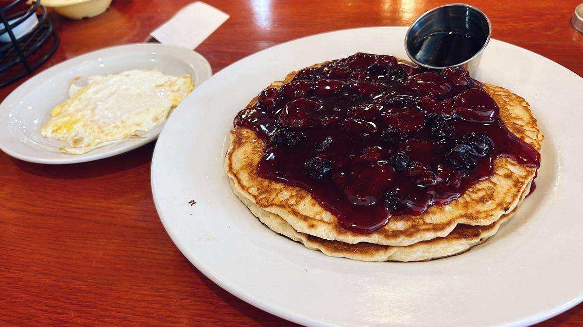 Rize N Shine is still serving up its Berry Delicious Pancakes (with a mixed berry compote) as well as other Eggtc. favorites.