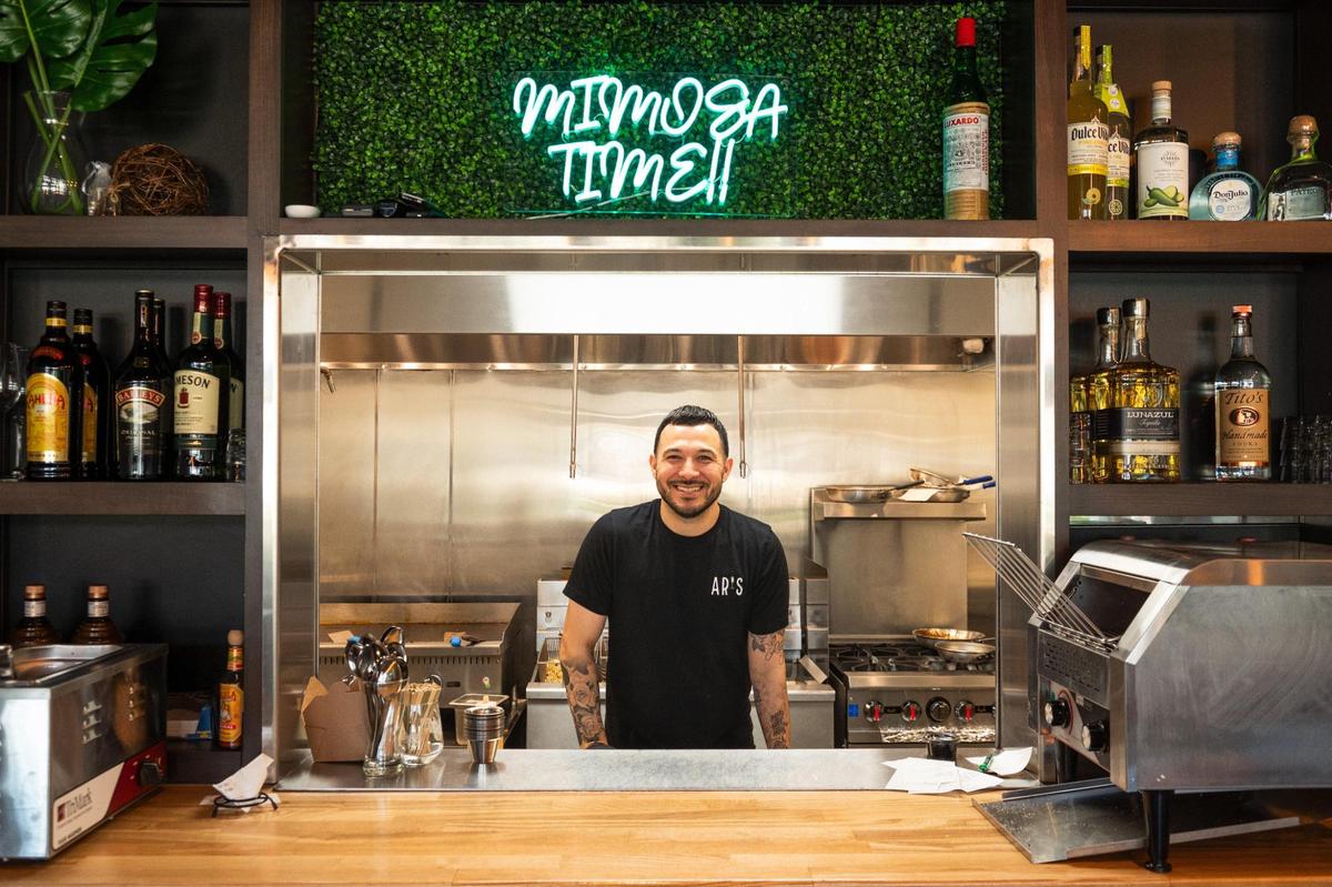 Oscar Anivar Romero owns AR’s Breakfast & Brunch in Overland Park and Westport.