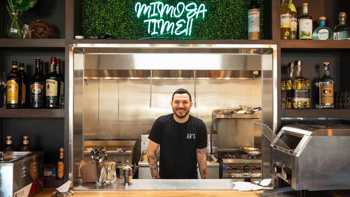 Oscar Anivar Romero opened AR’s Breakfast & Brunch in Overland Park in June 2023. He has been working in the restaurant industry for nearly two decades.