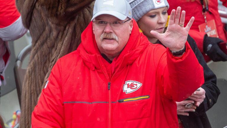 Chiefs’ Super Bowl parade: A long time coming ... see you same time next year?